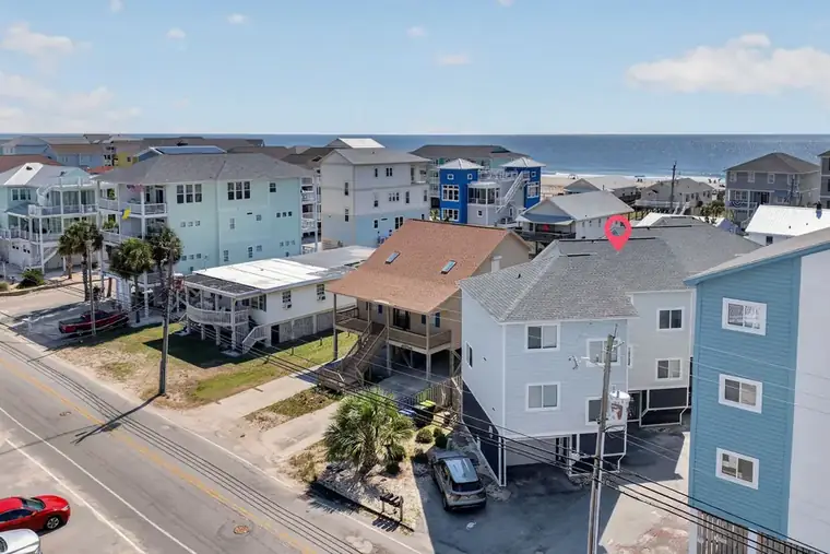 Aerial showing the house from Canal Drive