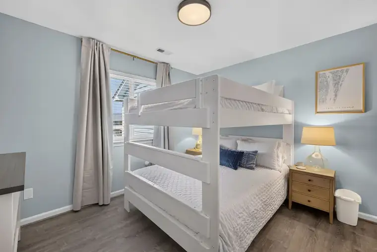 Bunk suite with queen bed and bunk bed